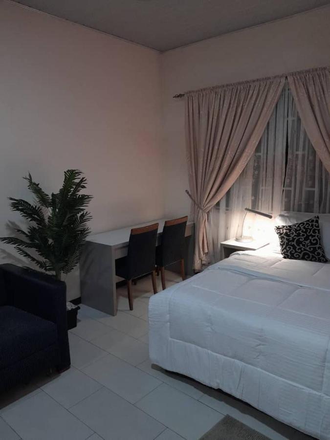 Fresh Air Lodge Sakumono Bagian luar foto